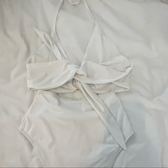 Love No More white bodysuit - Picture 3 of 4